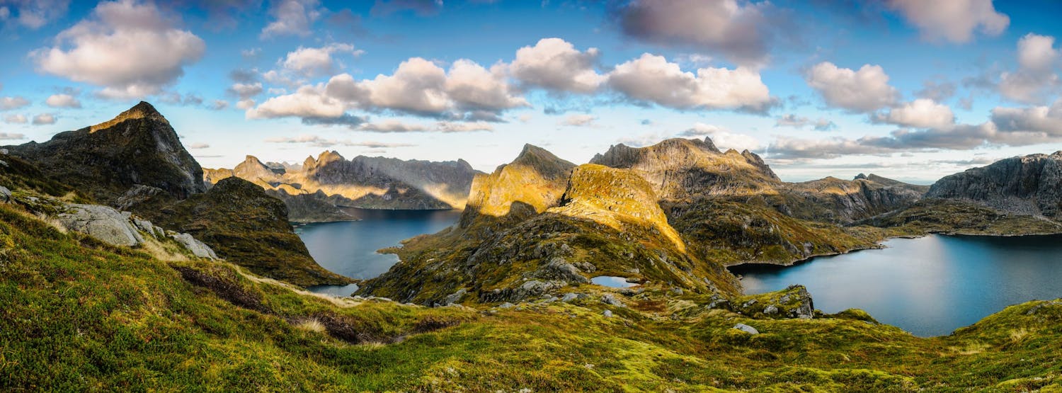 Storslaget landskap i Lofoten